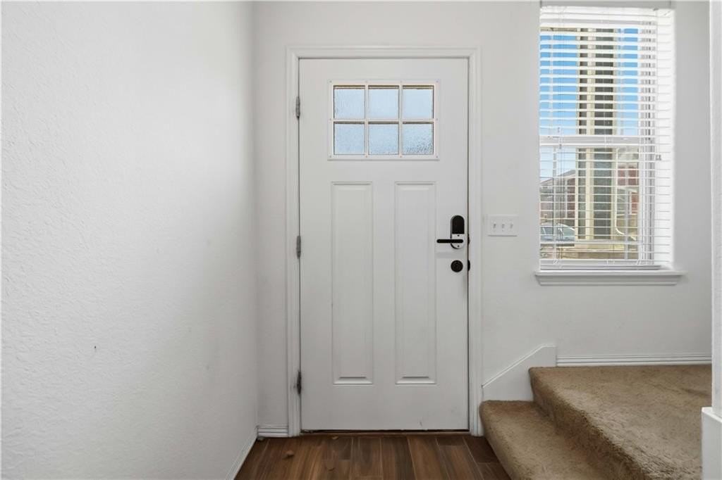 1299 N Sicily Ln - Photo 5 of 42