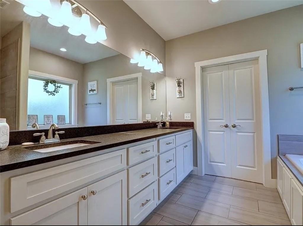 13 Kiswick Dr - Photo 6 of 18