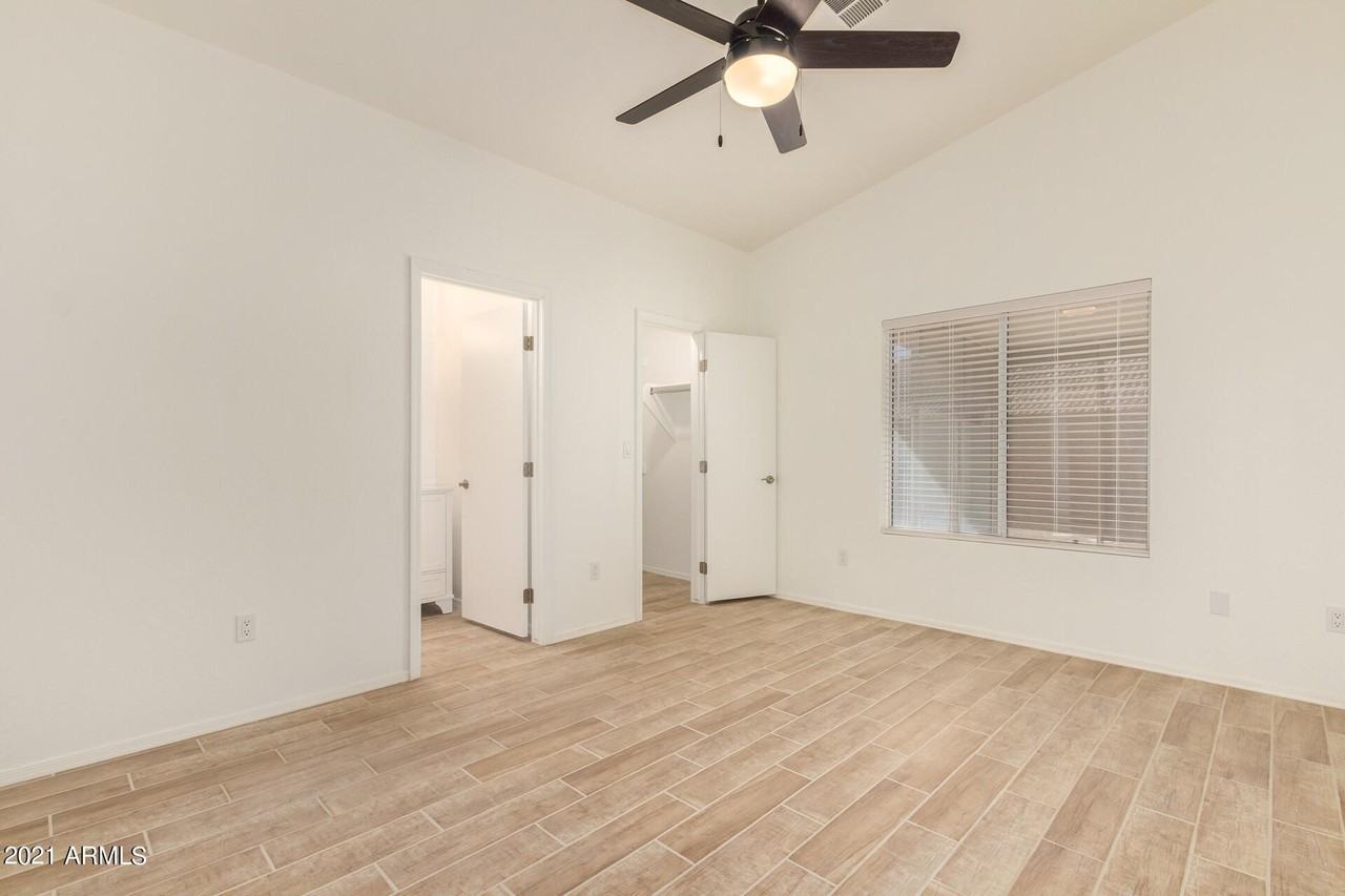 929 E Saragosa St - Photo 5 of 13