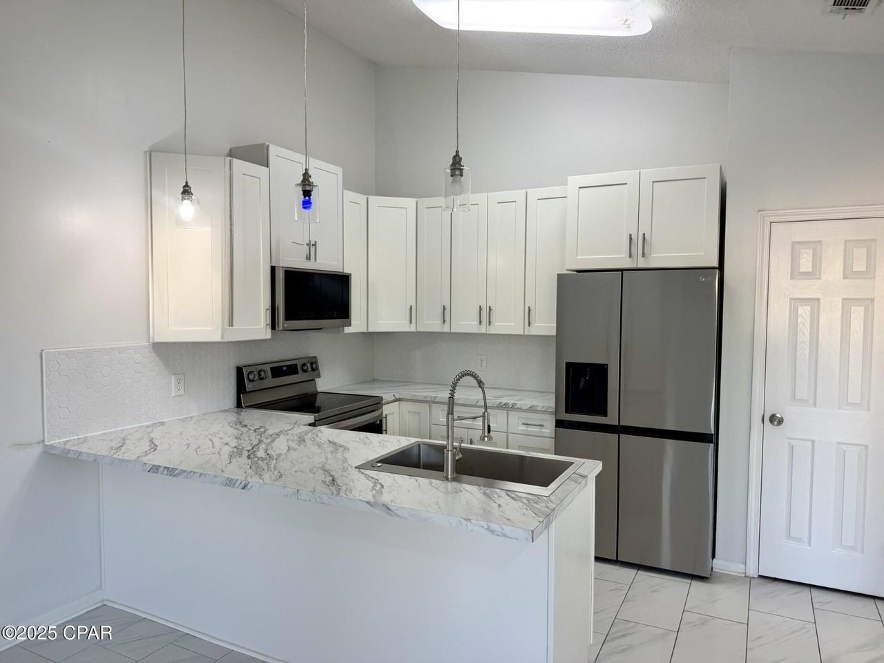 5417 Sunset Ave - Photo 2 of 13