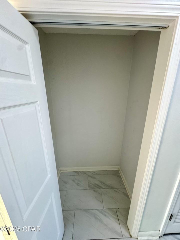 5417 Sunset Ave - Photo 6 of 13