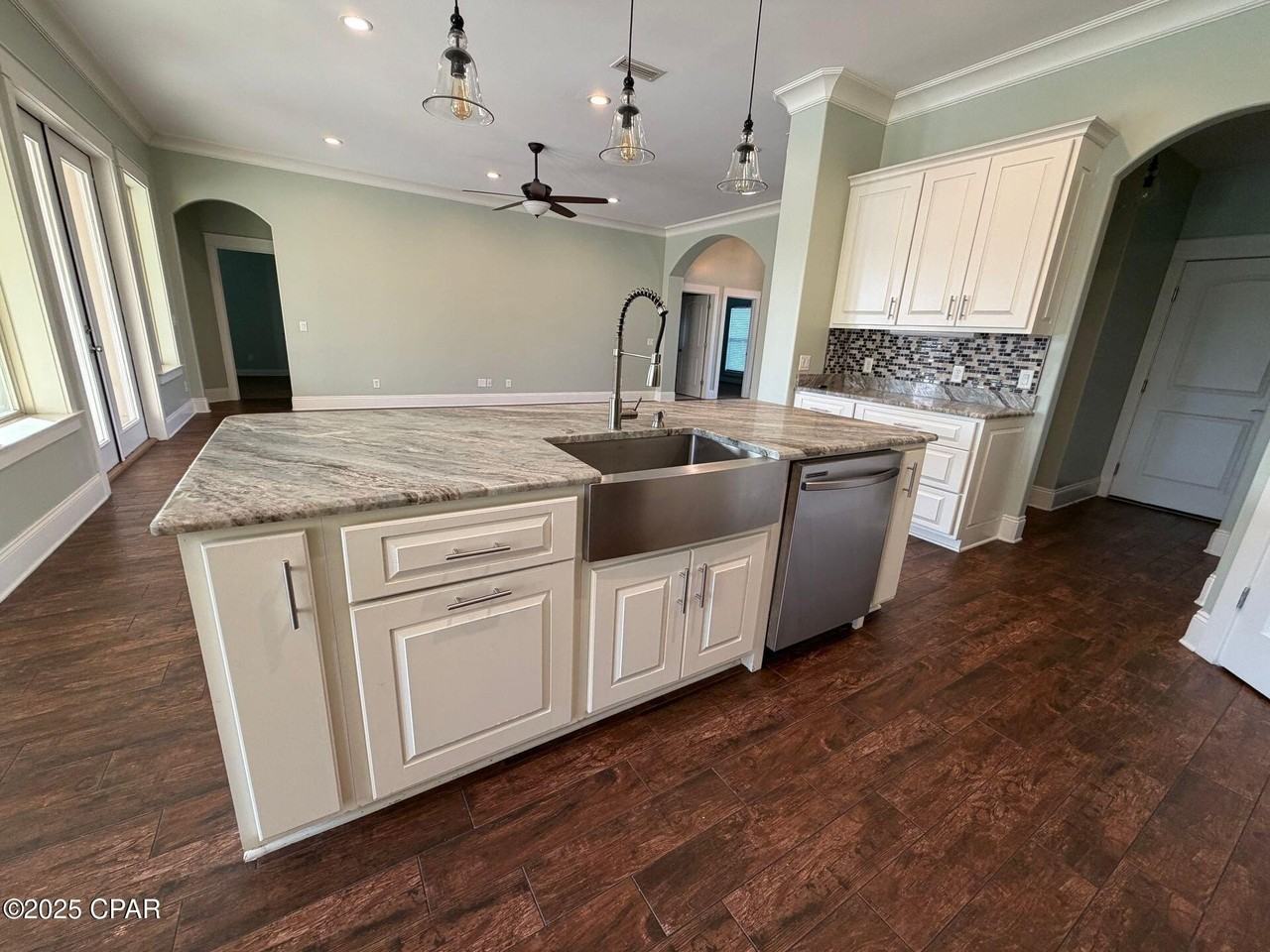 4528 Tropical Dr - Photo 7 of 31