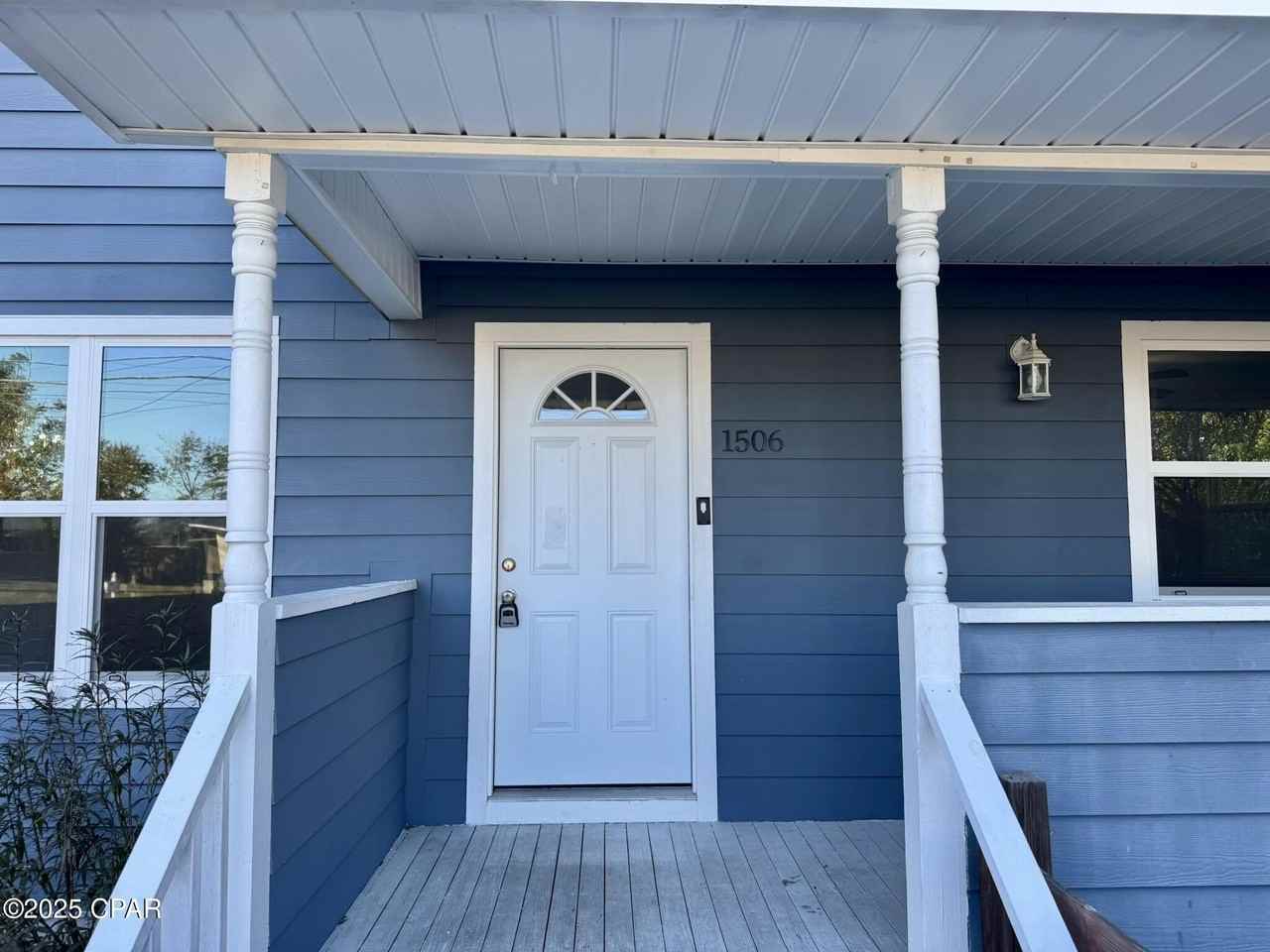 1506 Pennsylvania Ave - Photo 2 of 33