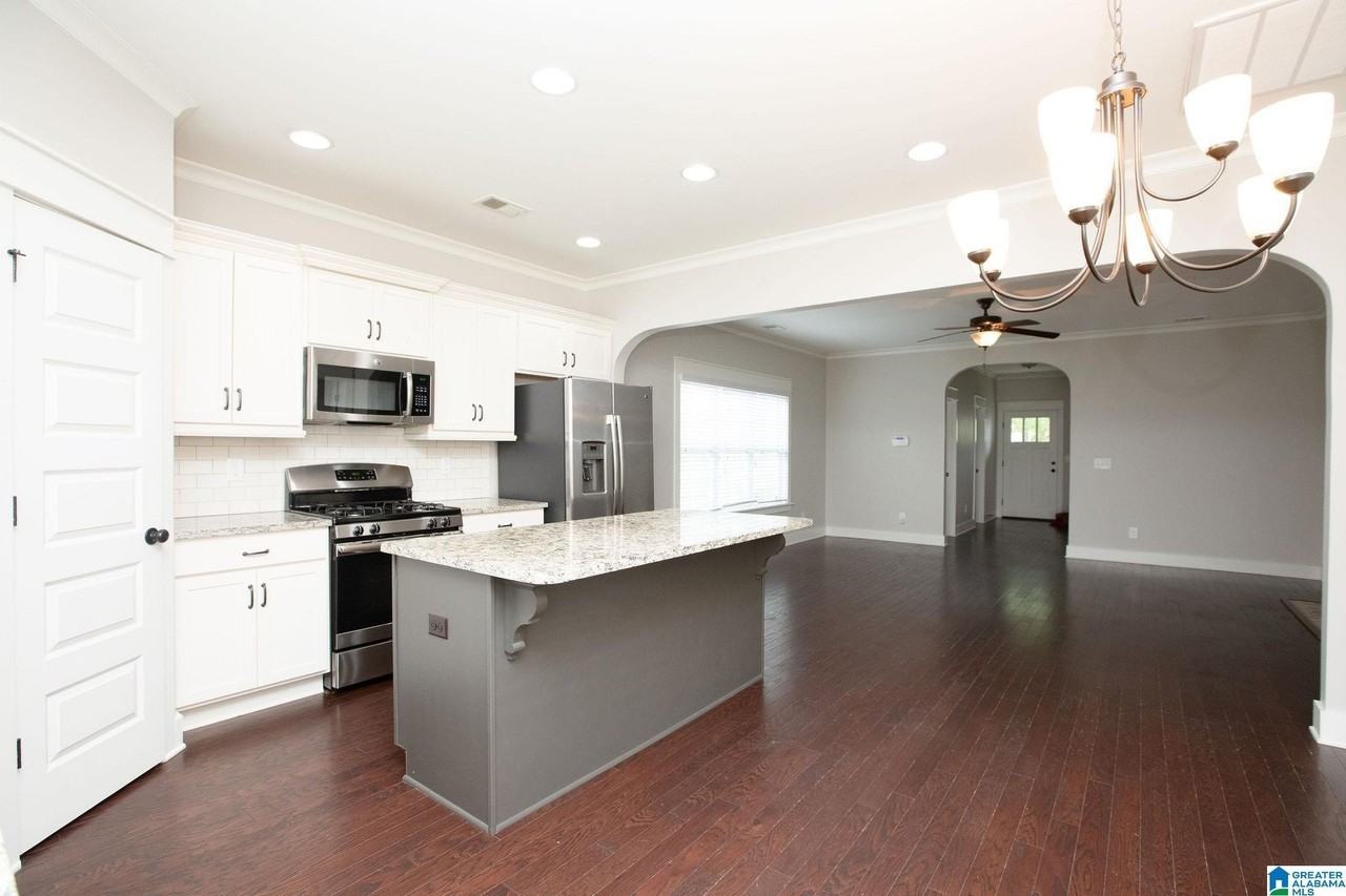 Montevallo Park Rd - Photo 3 of 32