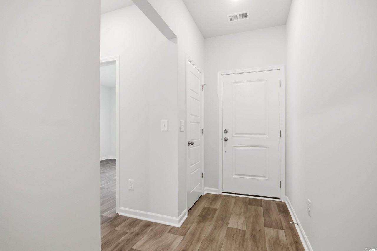 1121 Tibetan St - Photo 2 of 30