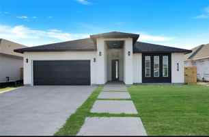 featured image of 4113 Midlands St