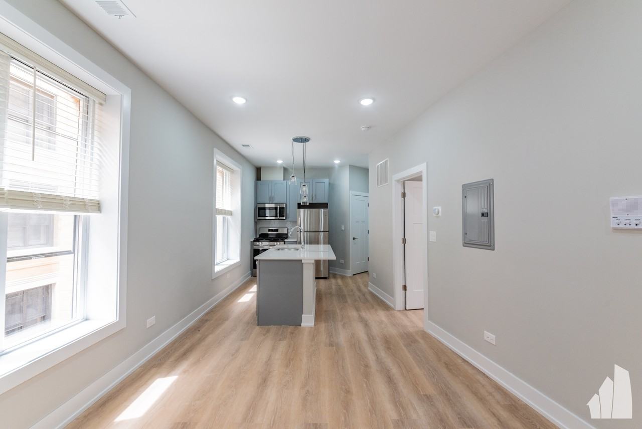 428 W Belden Ave #434-02 - Photo 7 of 13