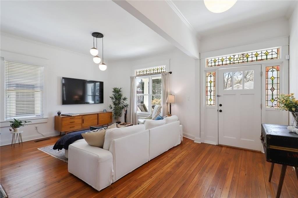 1212 Merlin Ave Se - Photo 7 of 25