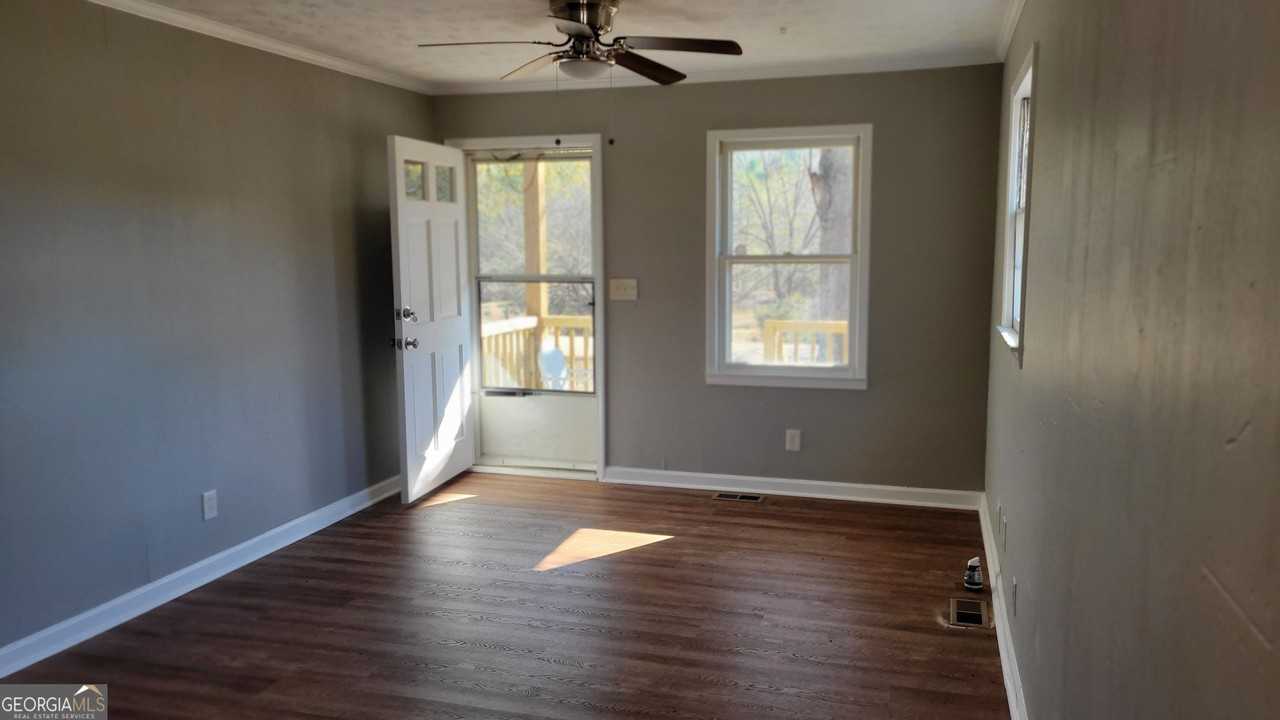 130 Bowman Rd Se - Photo 7 of 21