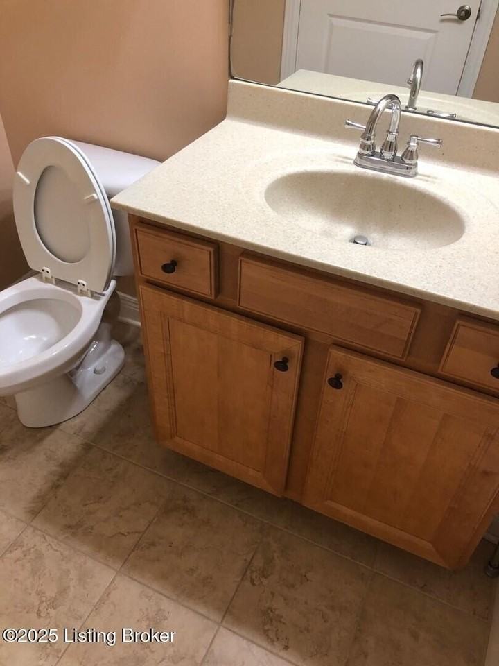 10605 Meeting St Unit 207 #207 - Photo 5 of 8