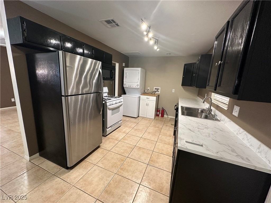 3009 Crawford St - Photo 5 of 16