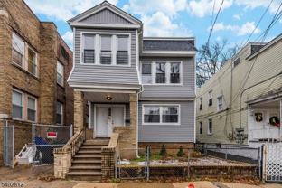 268 Leslie St - Photo 1 of 1