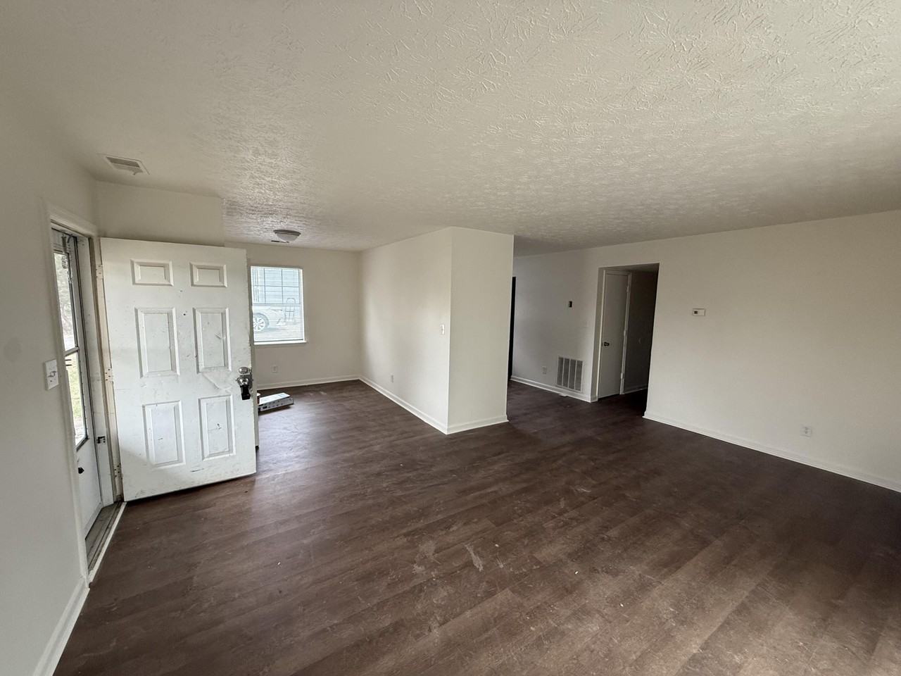 752 Gatehouse Pl - Photo 3 of 10