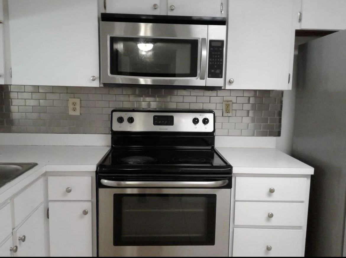 405 Sw 113th Way - Photo 5 of 8