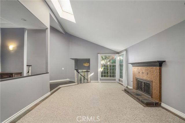 2201 Agnes Rd - Photo 5 of 8