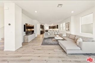 605 Daniel Freeman Cir - Photo 6 of 8