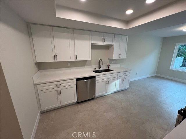 33111 Sandpiper Ct - Photo 5 of 8