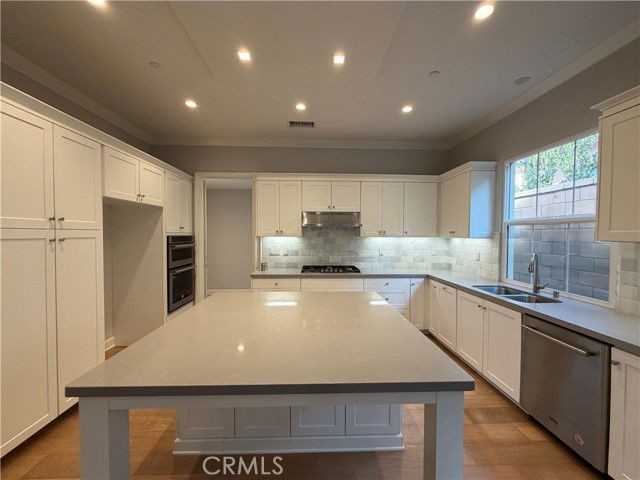 58 Tollson - Photo 3 of 8