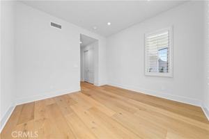 featured image of 233 Pinnacle