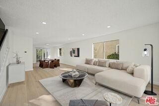 243 Blanquita Way - Photo 2 of 8