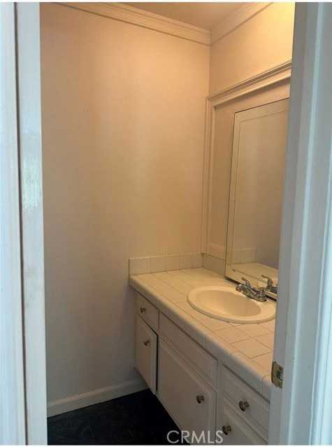 17041 Escalon Dr - Photo 2 of 8