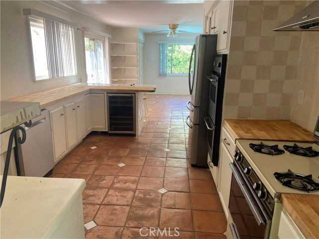 17041 Escalon Dr - Photo 7 of 8