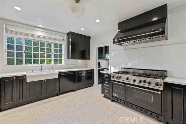 1637 Don Carlos Ave - Photo 3 of 8