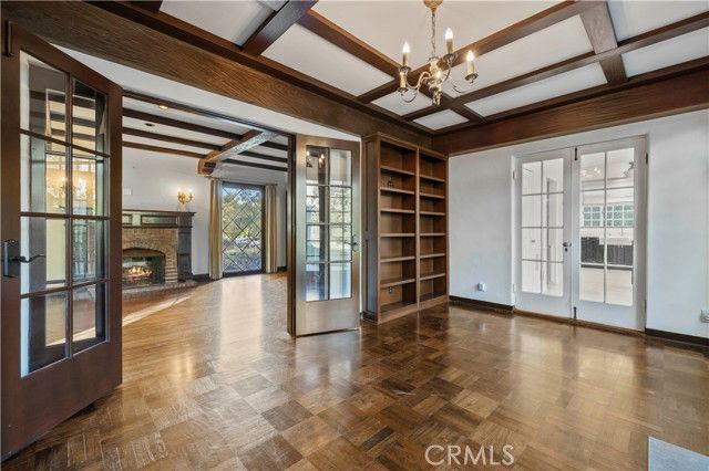 1637 Don Carlos Ave - Photo 4 of 8