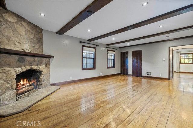 1637 Don Carlos Ave - Photo 6 of 8