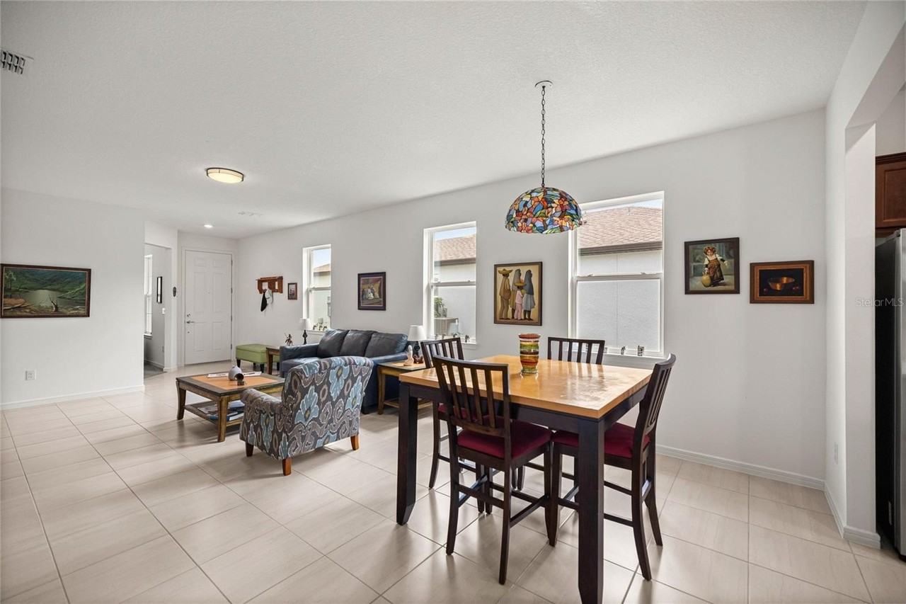 9412 Sw 53rd Pl - Photo 4 of 46