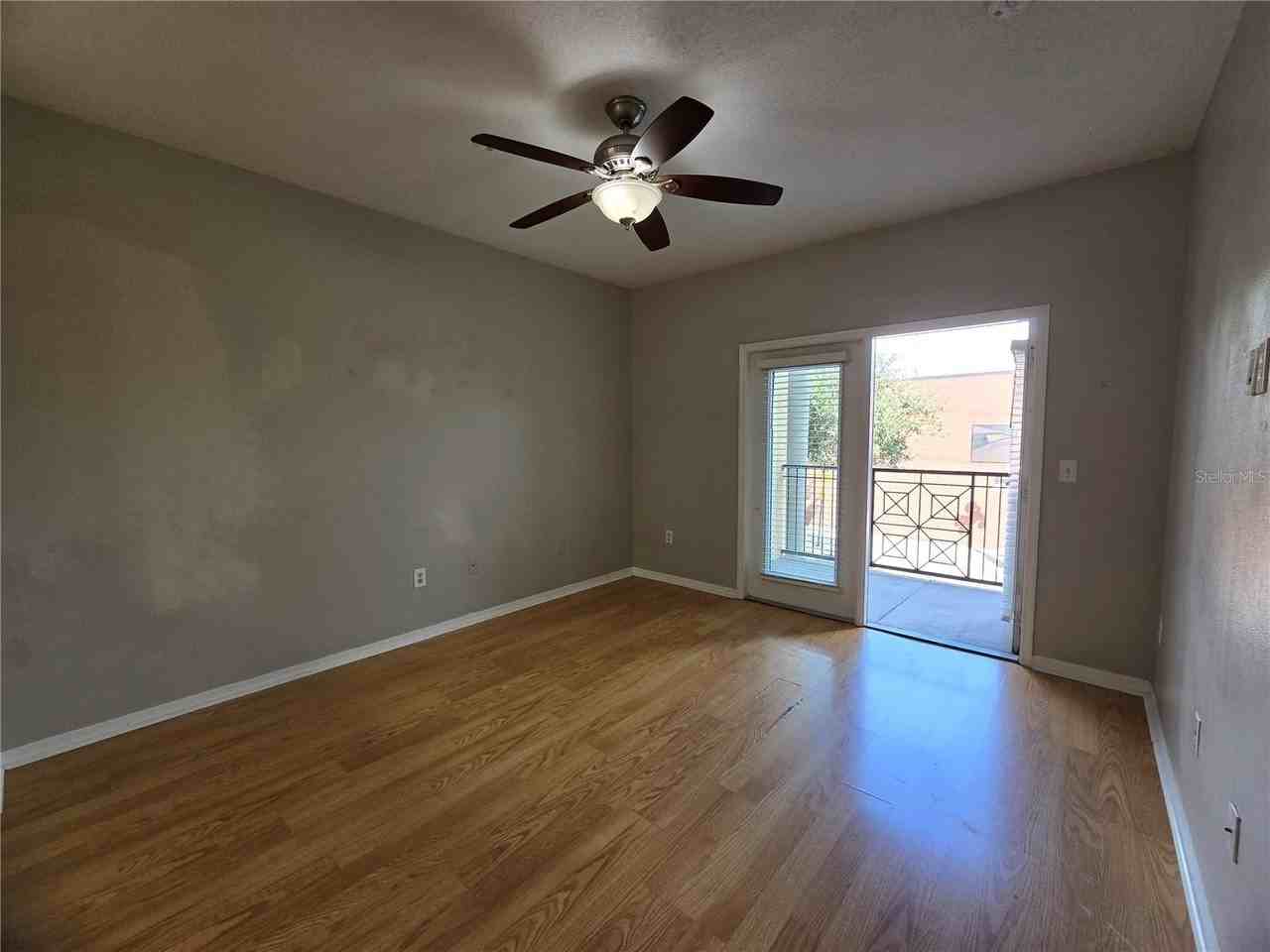 1910 E Palm Ave #11210 - Photo 5 of 50