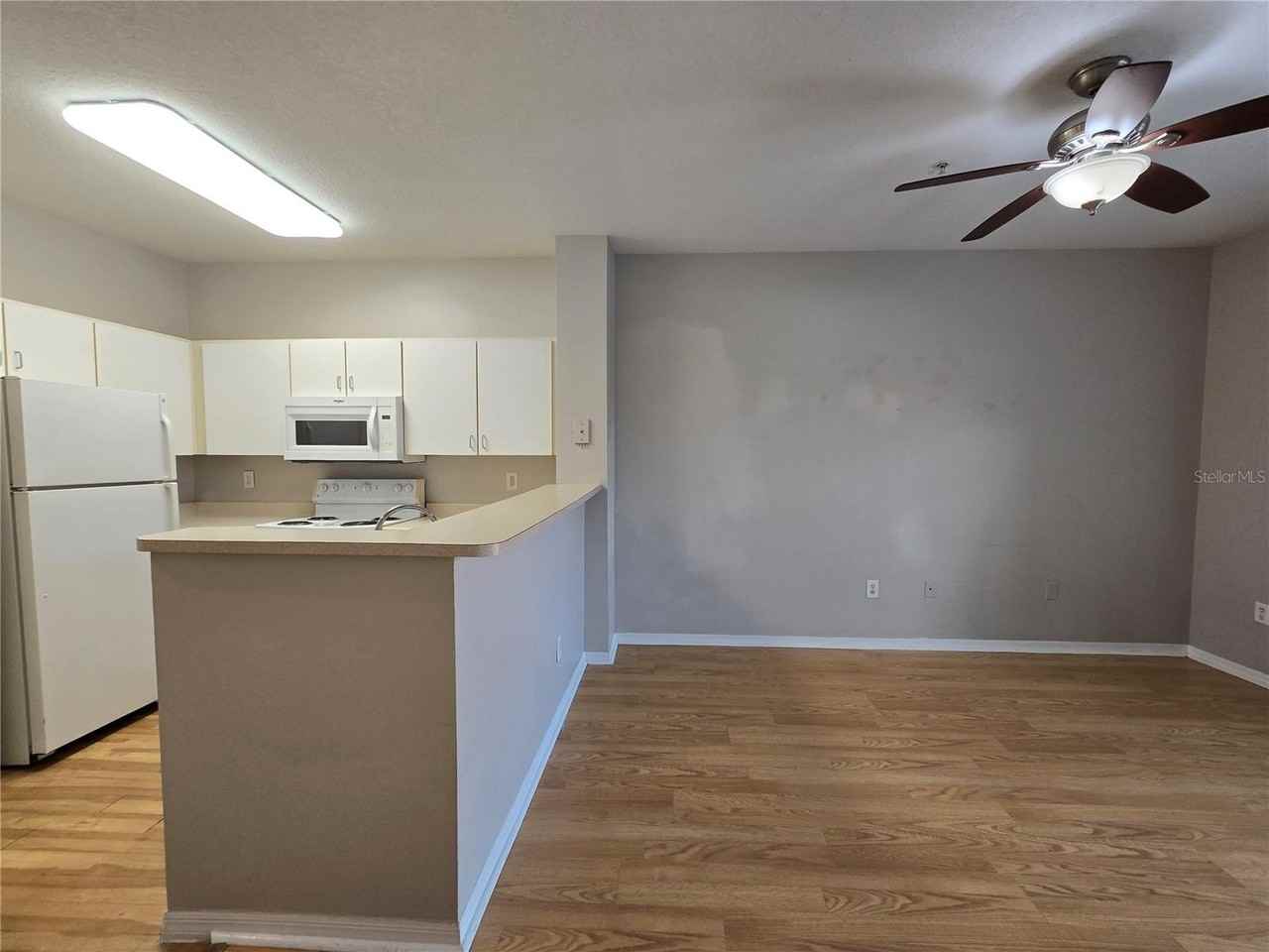 1910 E Palm Ave #11210 - Photo 6 of 50