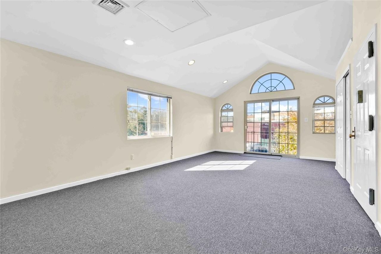 8820 70th Rd - Photo 5 of 30