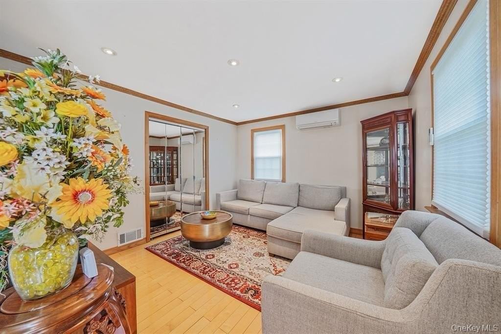 508 Chamberlin St - Photo 5 of 30