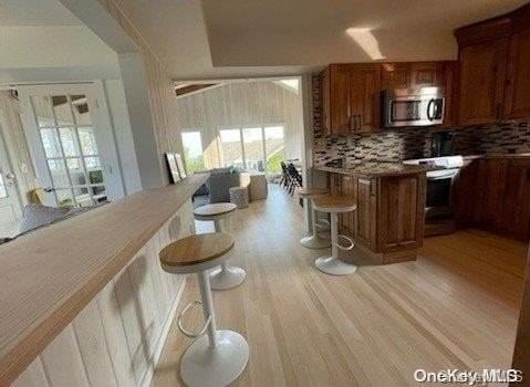 329 Surf Rd - Photo 4 of 17