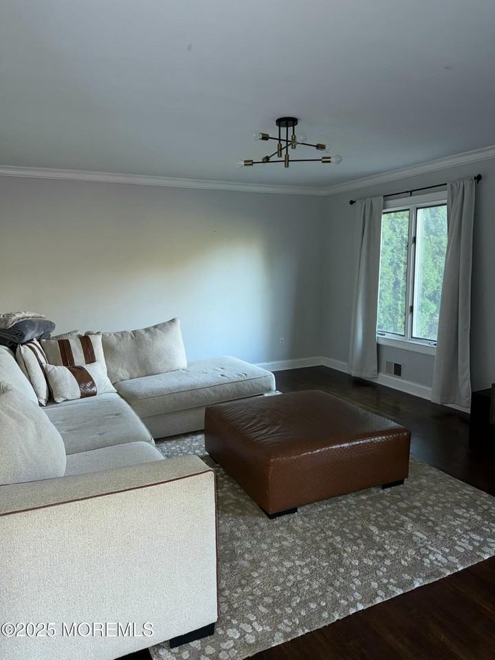 28 Musket Ln - Photo 2 of 8