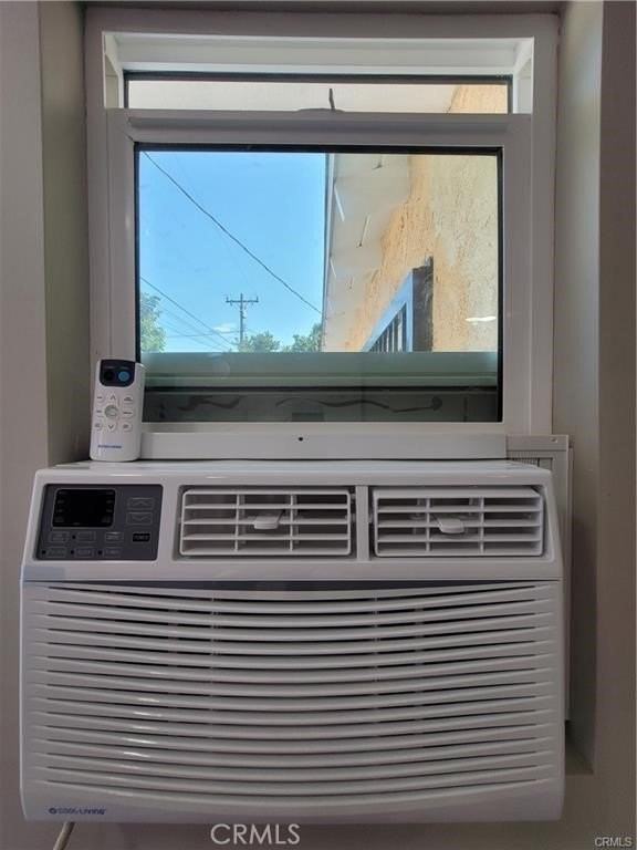 8743 Dorian St - Photo 5 of 8