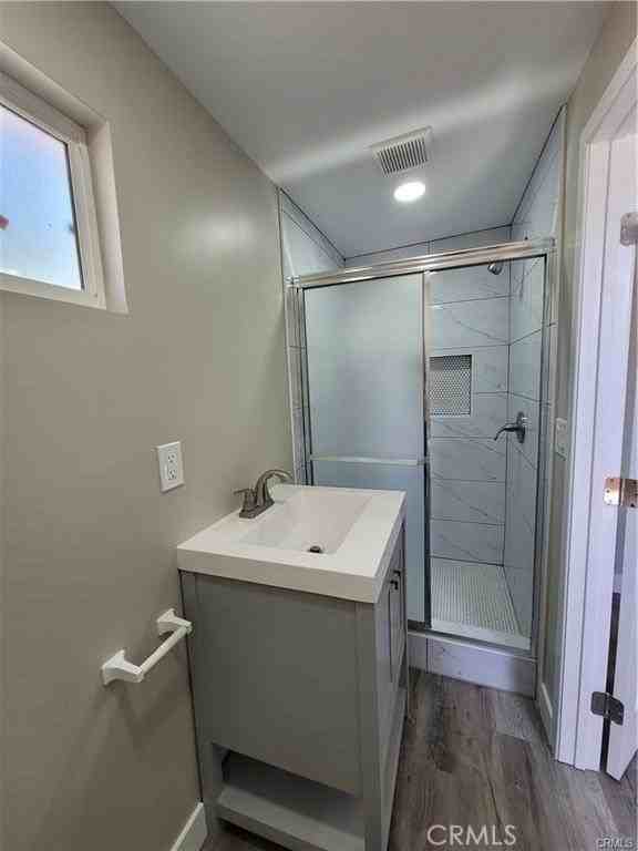 8743 Dorian St - Photo 6 of 8