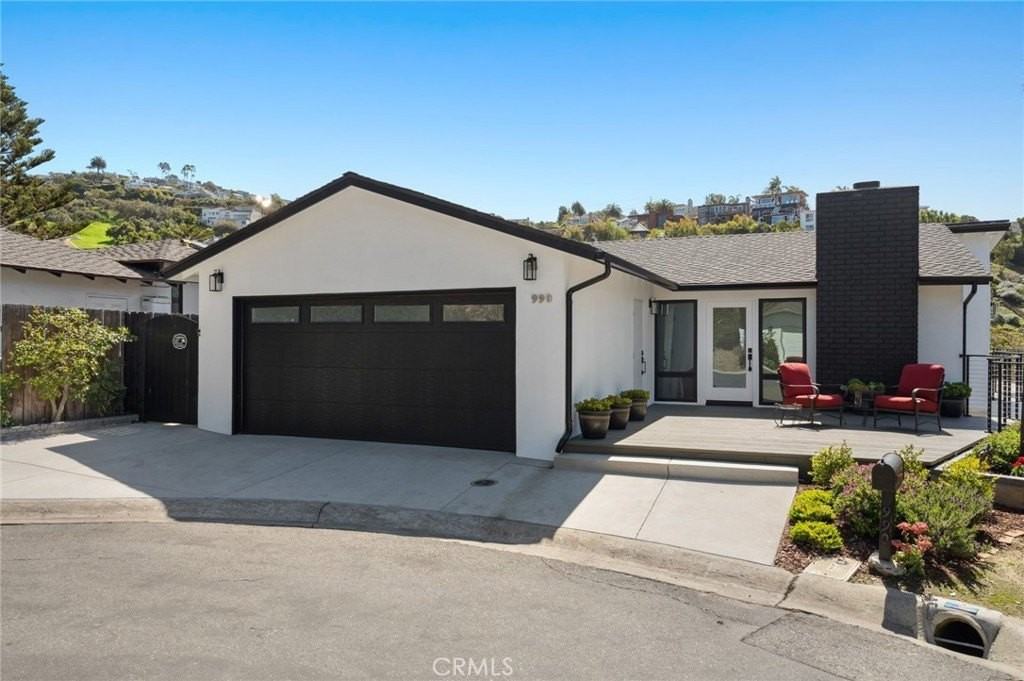 990 Meadowlark Dr - Photo 6 of 32