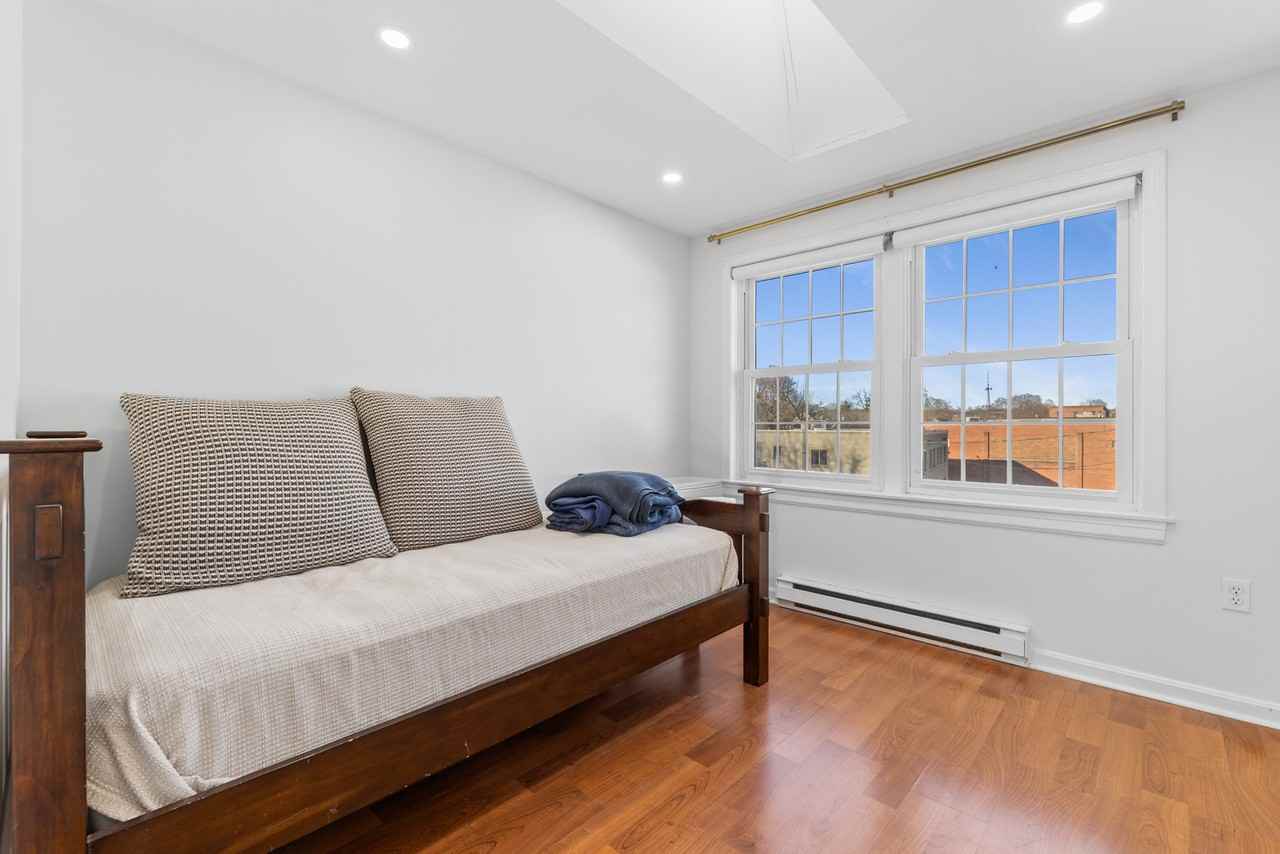 133 Main Street - 7Apt 7 #7 - Photo 6 of 10