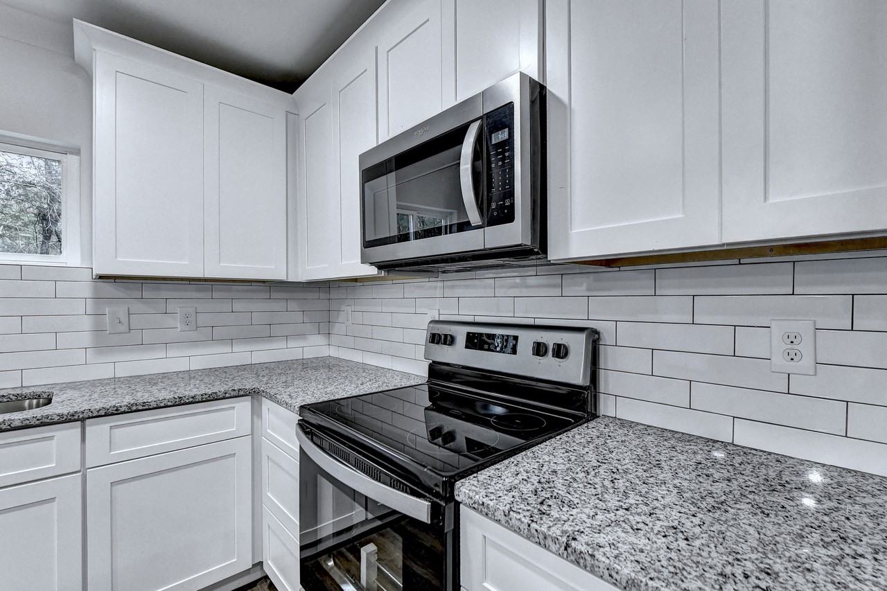 3239 Castleberry Rd #1 - Photo 7 of 50