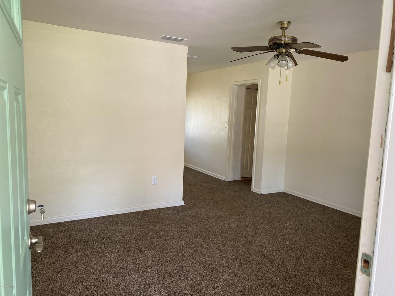 6531 Solandra Dr - Photo 2 of 24