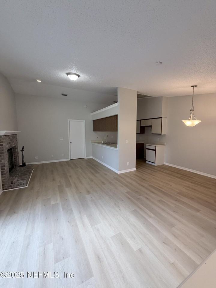 5826 Liska Dr - Photo 6 of 12