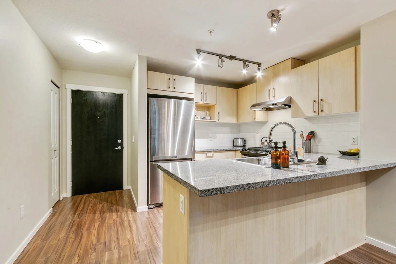 3156 Dayanee Springs Boulevard #D160 - Photo 5 of 17