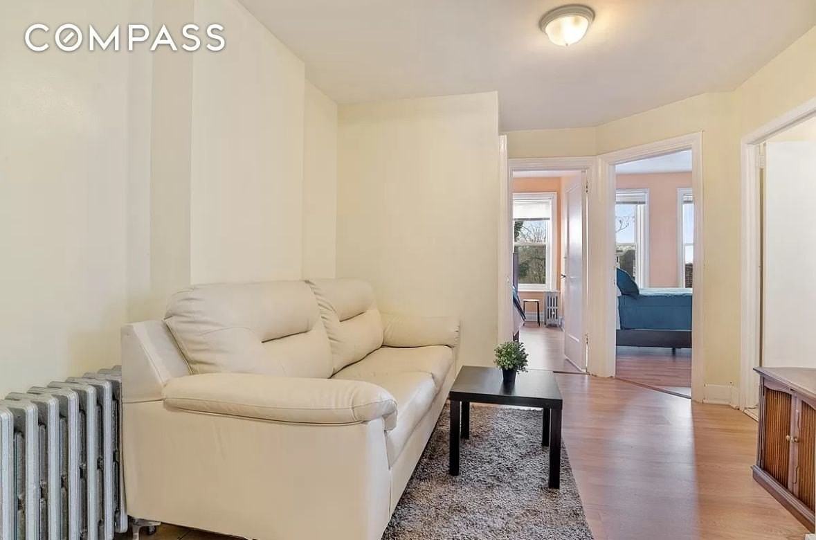 1688 Carroll St #2 - Photo 3 of 8