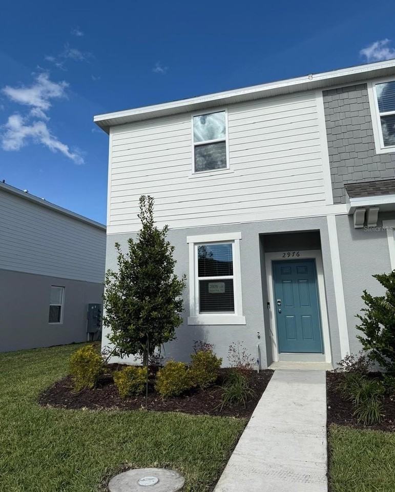 2976 Skyline Loop - Photo 3 of 36