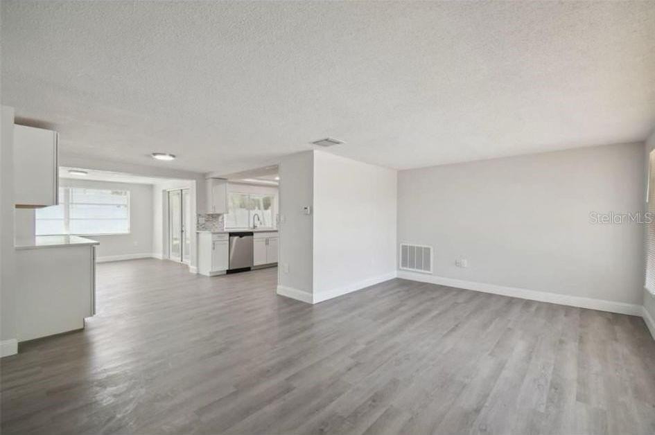 3442 Norland Ct - Photo 2 of 15