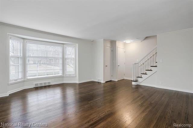 858 Trombley Rd - Photo 7 of 21