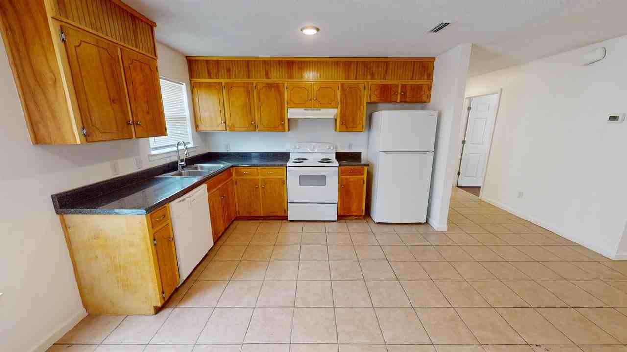 213 Damascus Rd #B - Photo 7 of 25