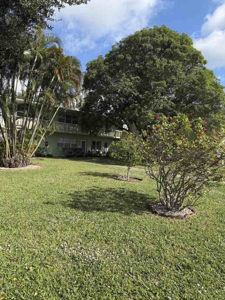 63 Norwich C - Photo 2 of 13